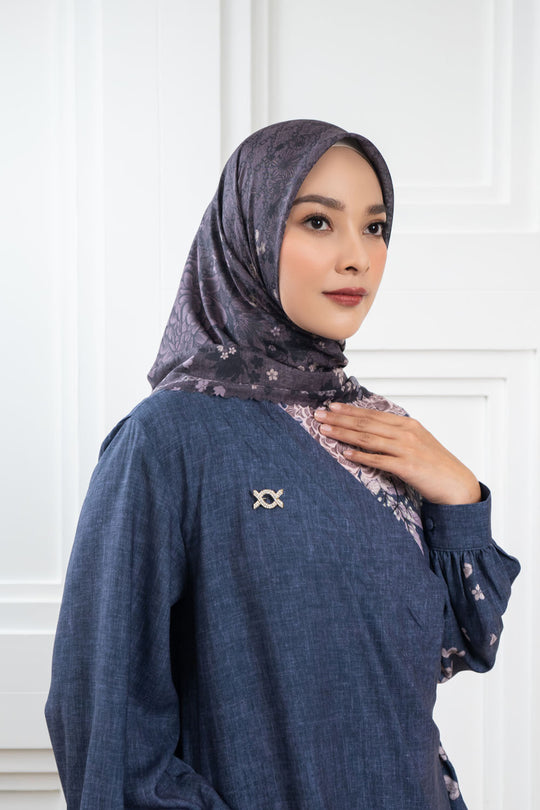 Rindala Scarf Serat Kayu