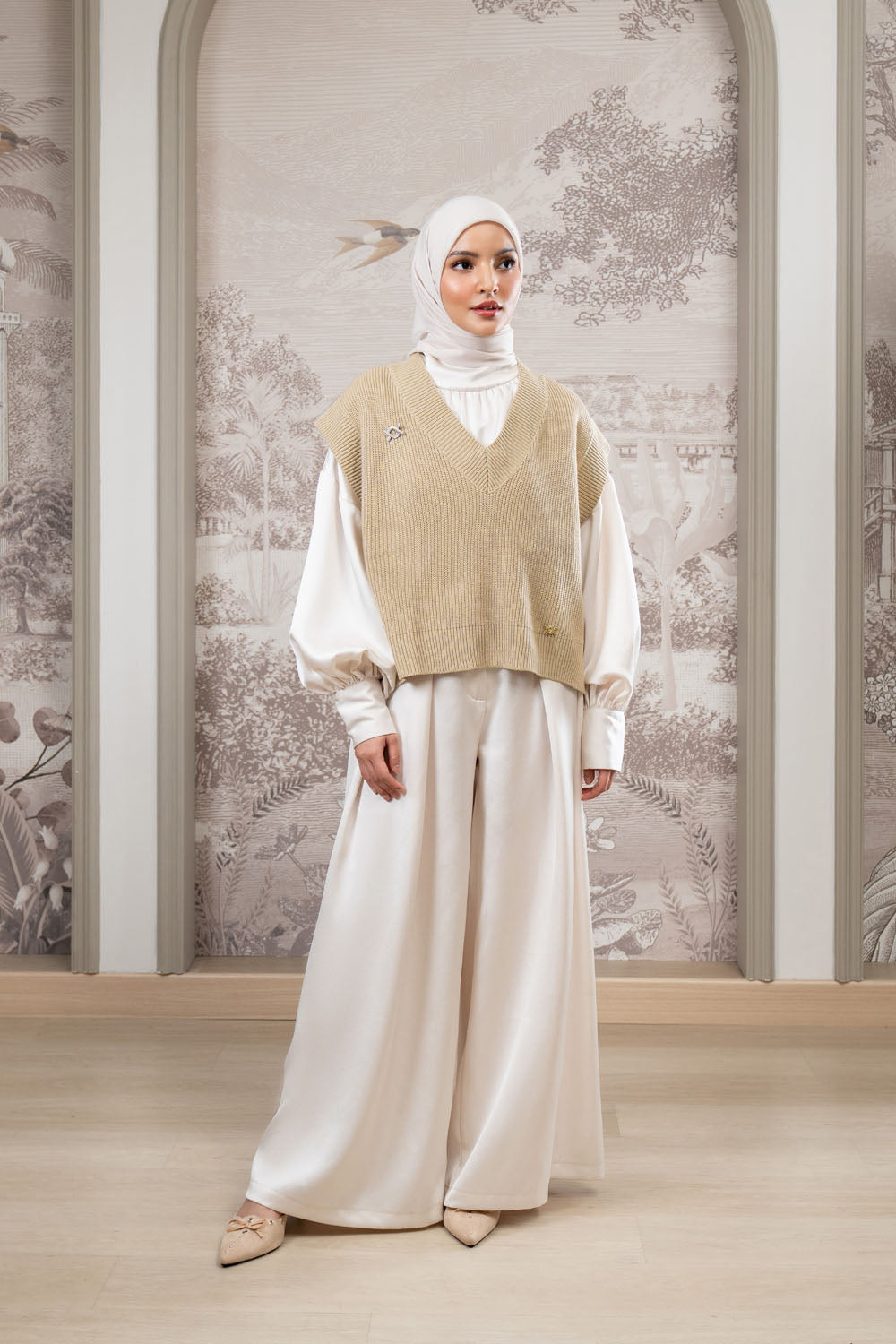 Mecy Sleeveless Knit Vest Butter Cream