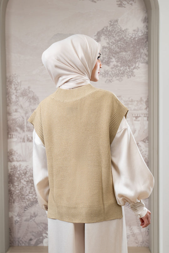 Mecy Sleeveless Knit Vest Butter Cream