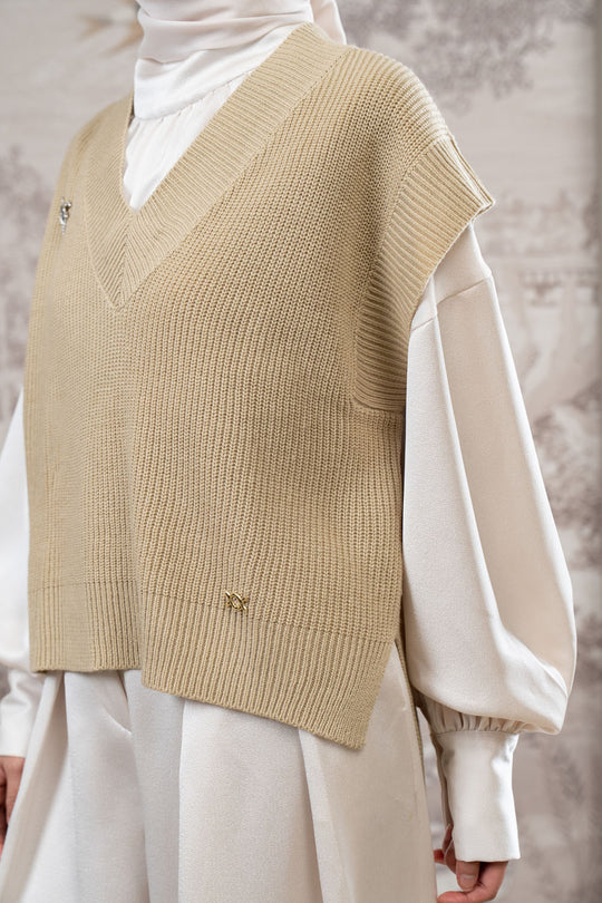 Mecy Sleeveless Knit Vest Butter Cream