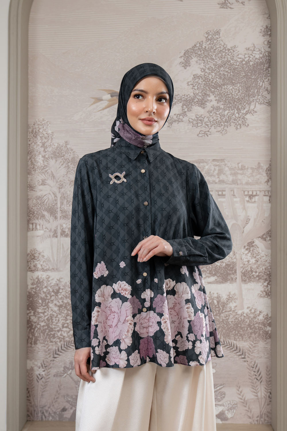 Rosette Shirt 2.0 (Minor) Charcoal