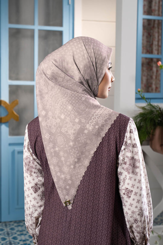 Diyasmara Scarf  Klika