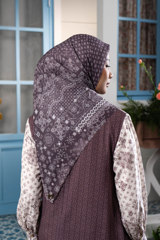 Diyasmara Scarf Tengguli