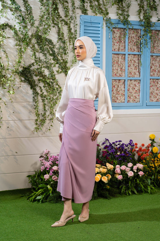 Nayanika Skirt Serunita