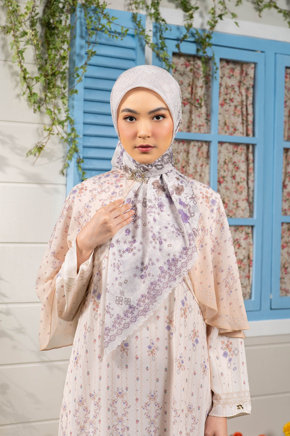 Amertha Scarf Nayara