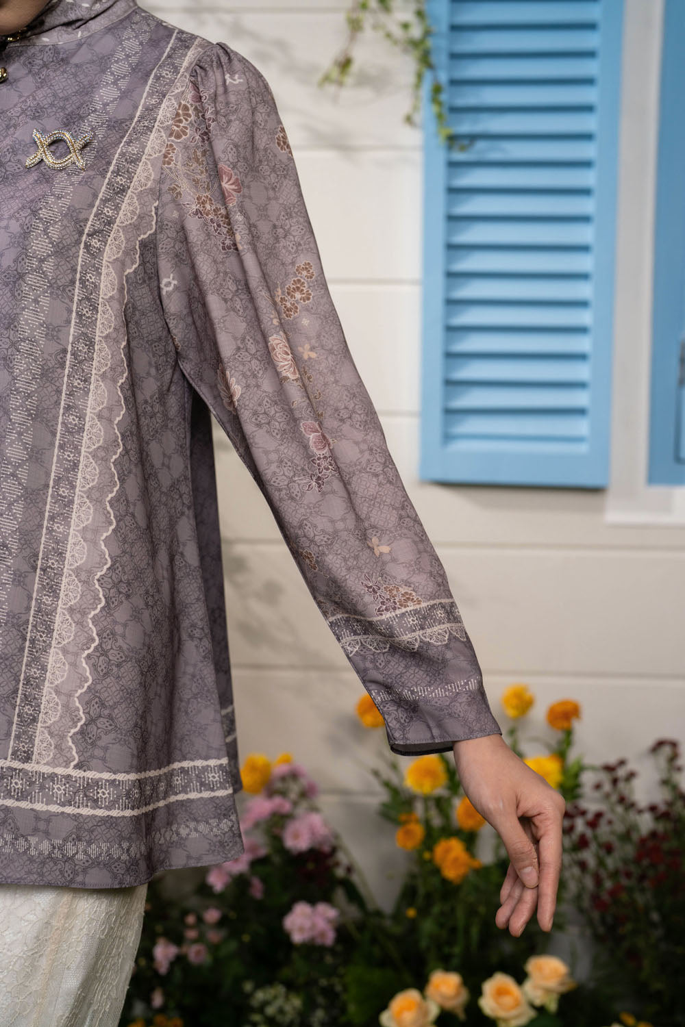 Nayandari Shirt Watu