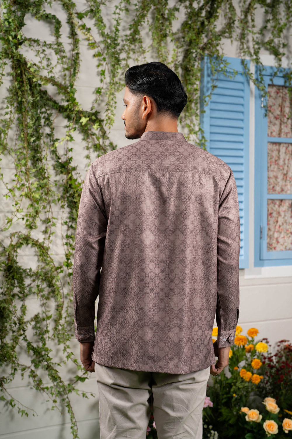 Nayandari Long Shirt Men Sogan