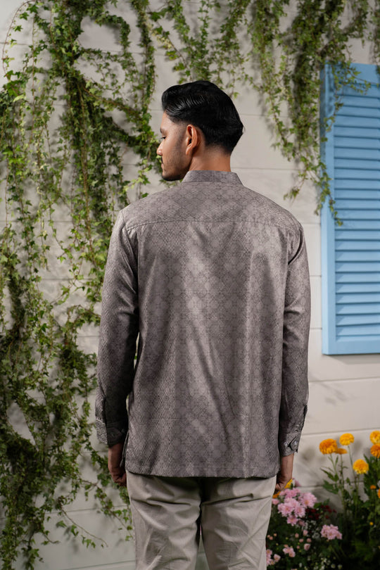 Nayandari Long Shirt Men Watu