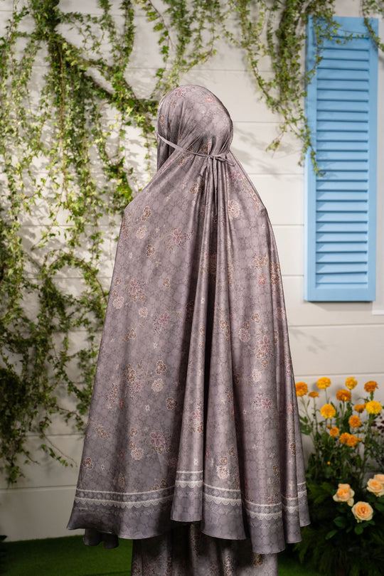 Nayandari Prayer Set Watu