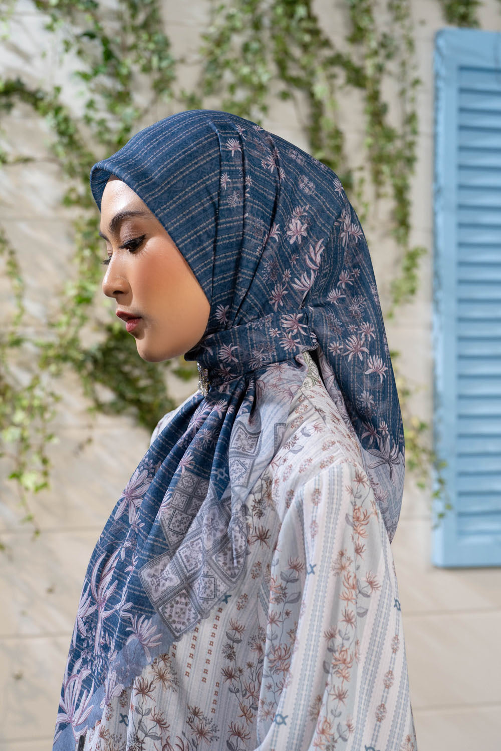 Kartavira Scarf Nilantara