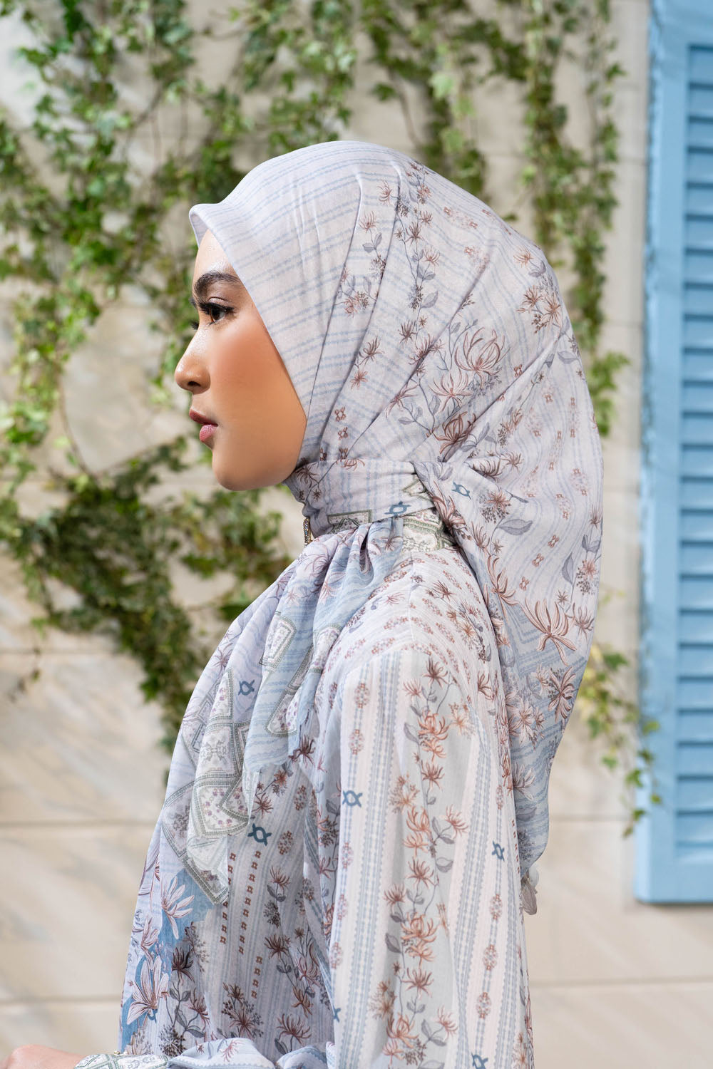 Kartavira Scarf Rinaya