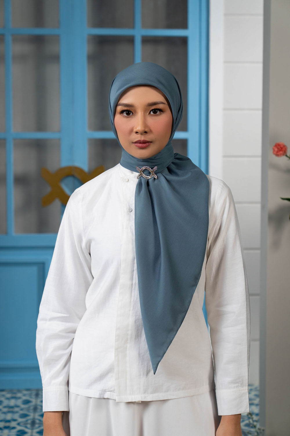 Nura Scarf Aqualite