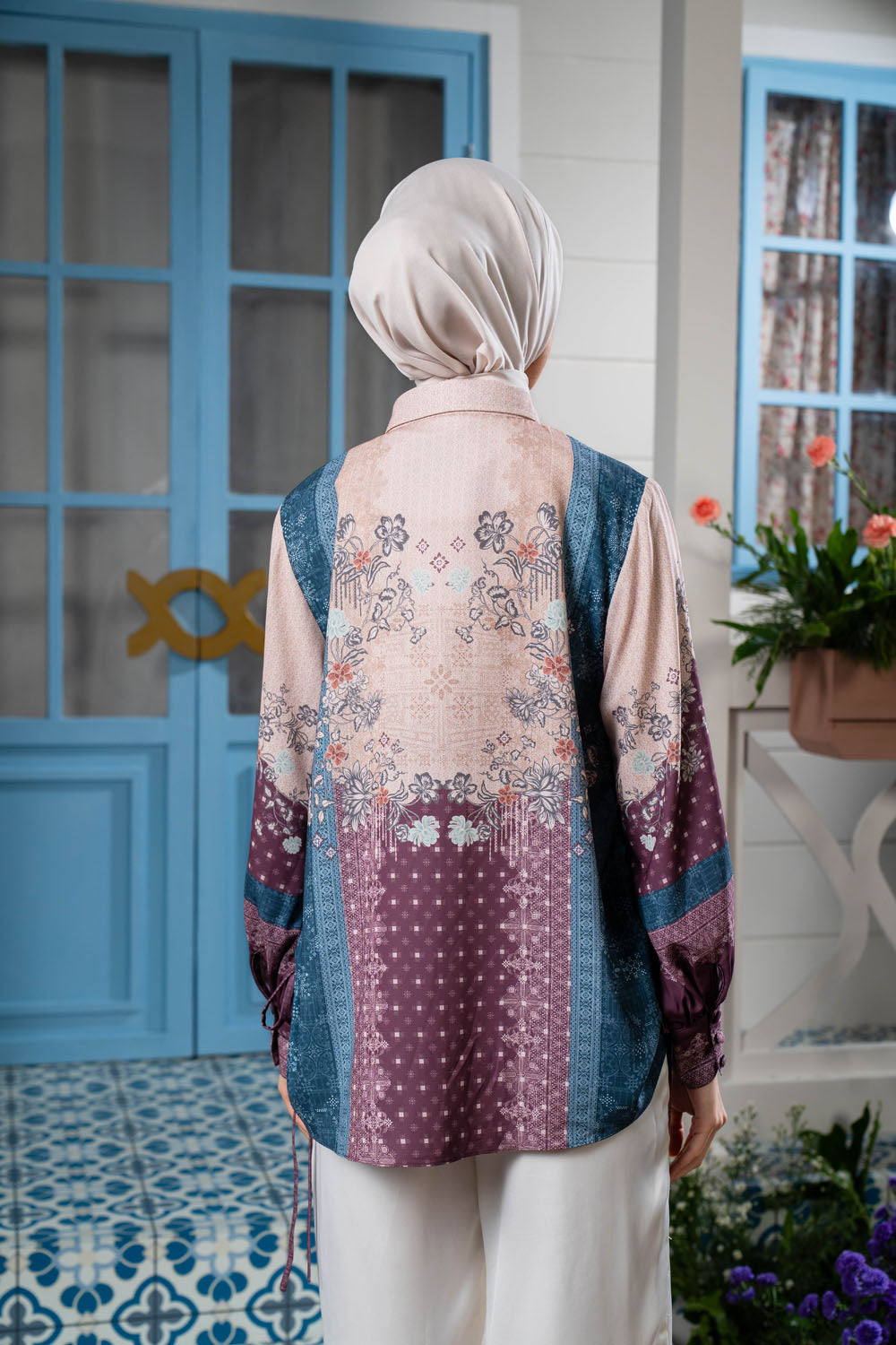 Smaralina Shirt Senggani