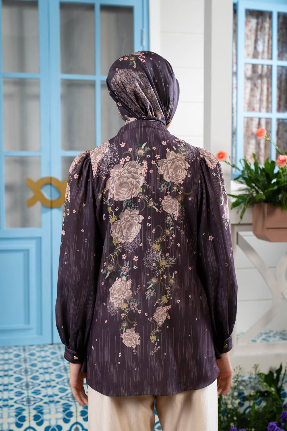 Kelanikha Shirt Saswita