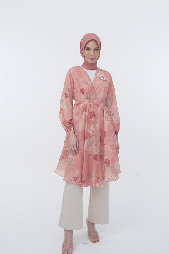 Davina Outer Peach