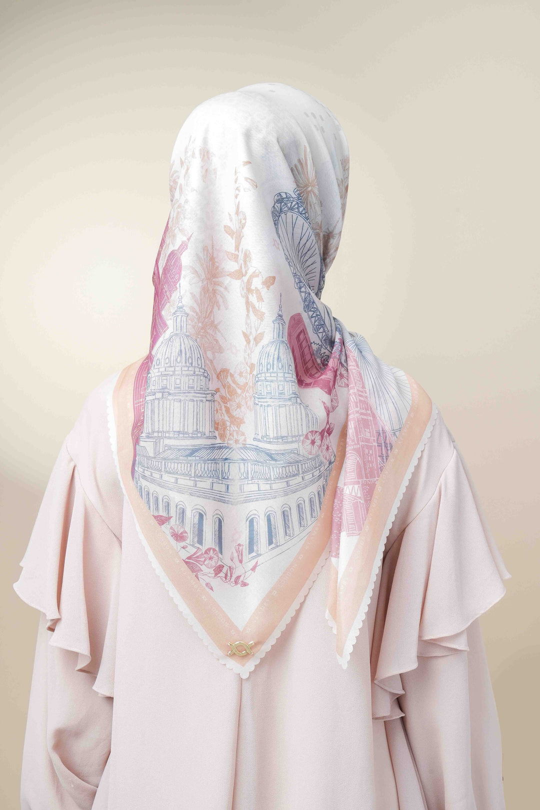 London Scarf (Minor) Tea Time