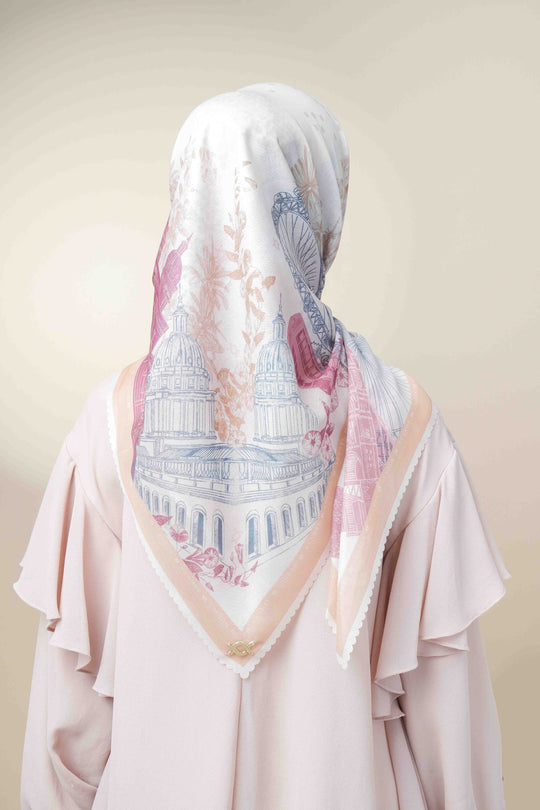 London Scarf (Minor) Tea Time