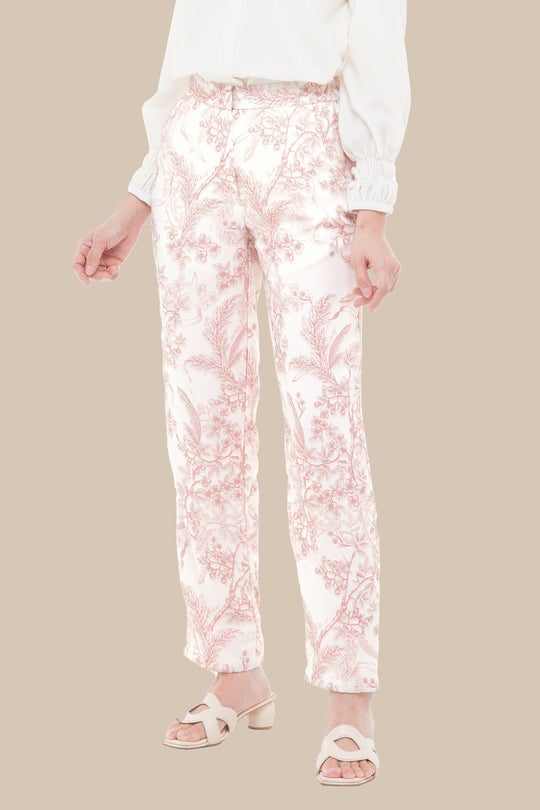 Ruby Pants Rosie Blush - Wearing Klamby