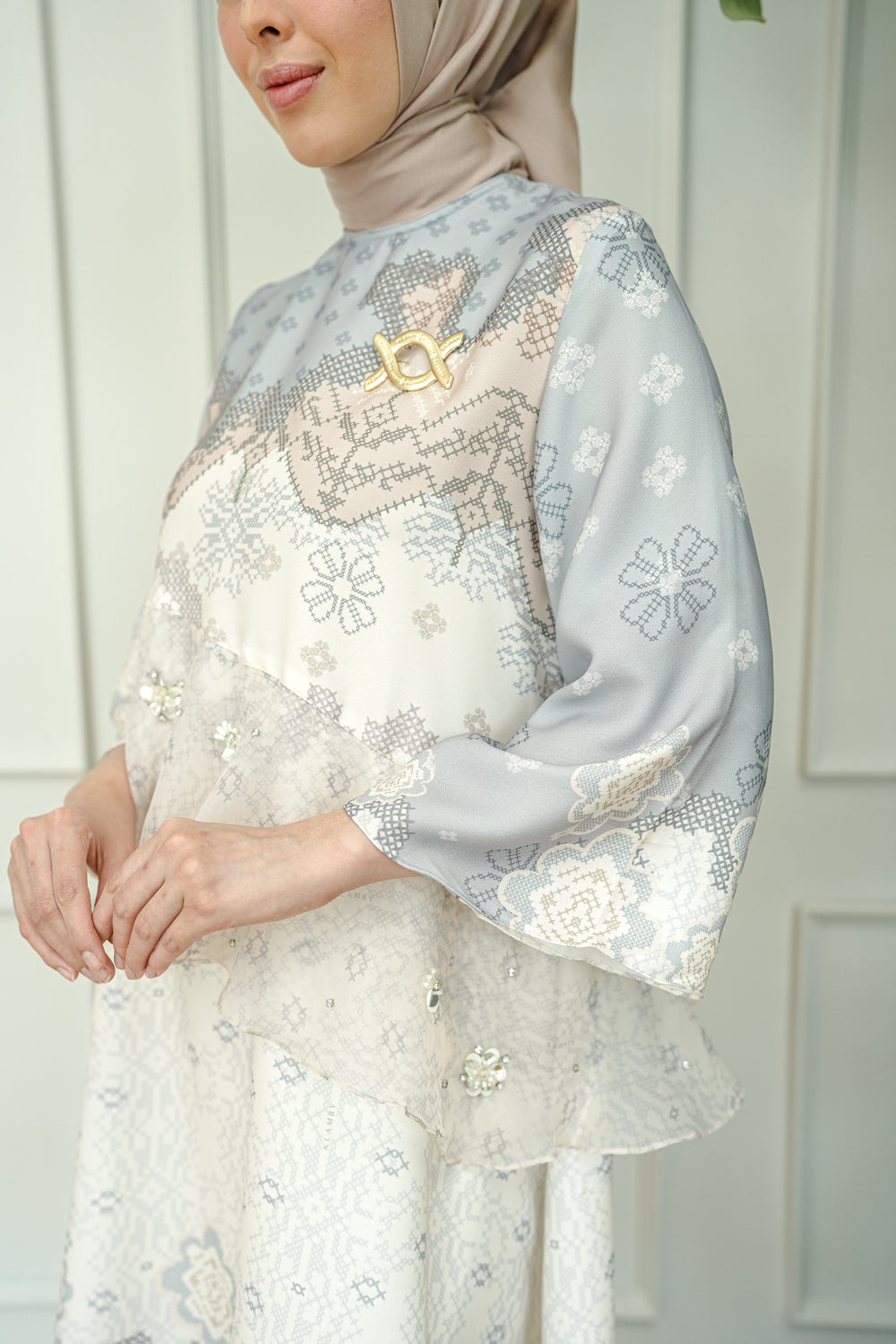 Malya Tunic with Embellishment Muara