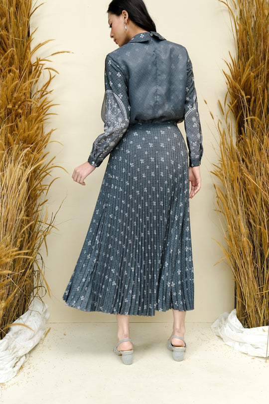 Pandai Sikek Pleated Skirt Savarna