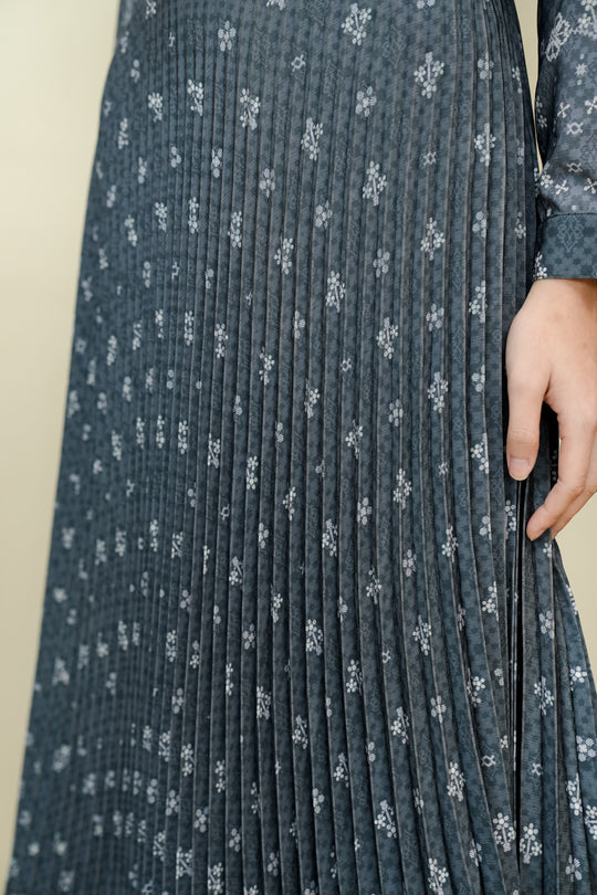 Pandai Sikek Pleated Skirt Savarna
