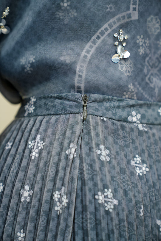 Pandai Sikek Pleated Skirt Savarna