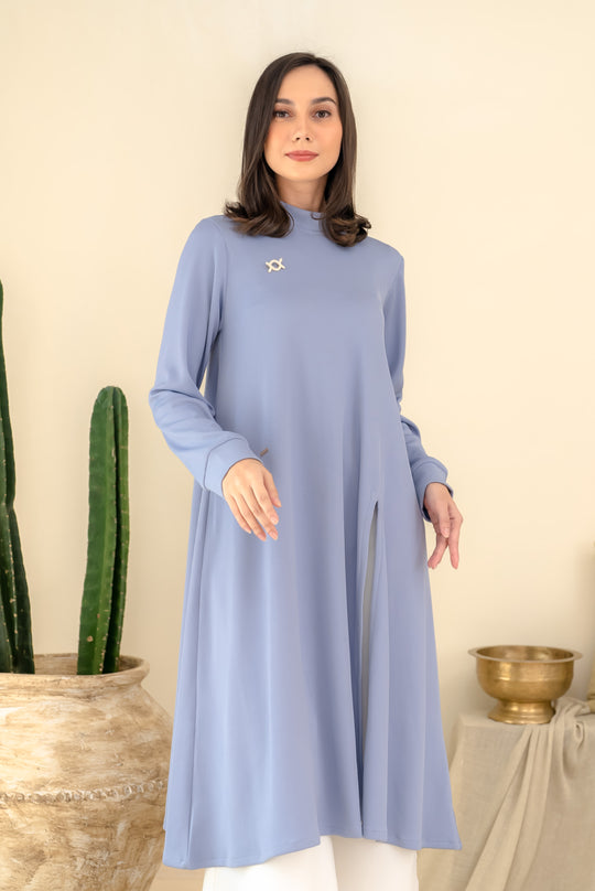 Laluna Midi Dress (Minor) Azure - Wearing Klamby