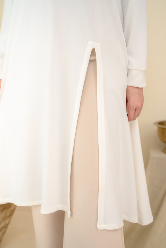 Laluna Midi Dress (Minor) White - Wearing Klamby