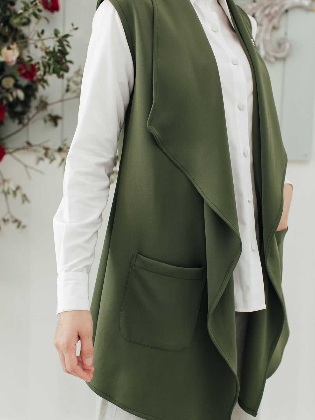 Lucy Outer Olive
