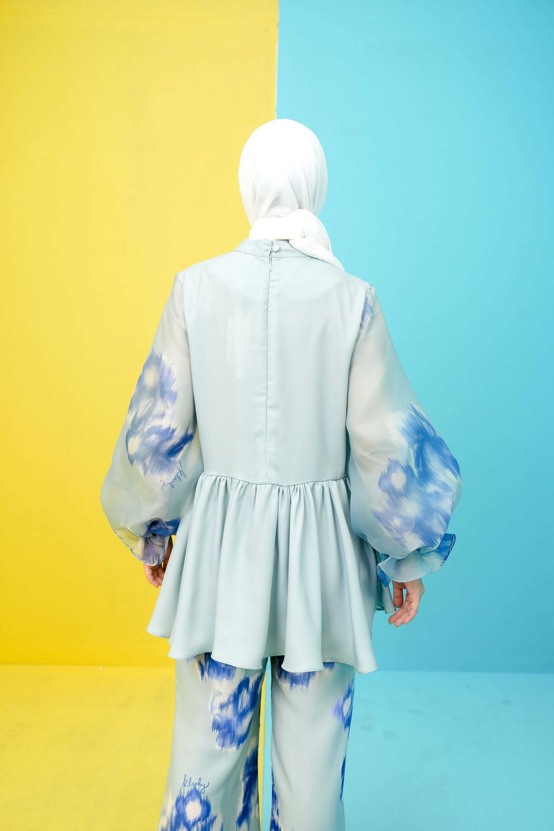 Blus Willow Biru Haze